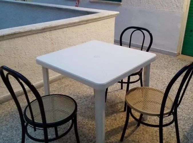 Dimora Storica Fronte Mare Con Terrazzo Privato